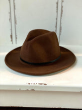 Load image into Gallery viewer, Wool Black Buckle Trim Fedora