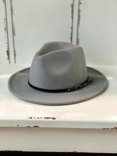Load image into Gallery viewer, Wool Black Buckle Trim Fedora