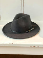 Load image into Gallery viewer, Wool Black Buckle Trim Fedora