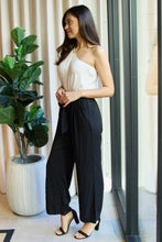 Load image into Gallery viewer, Dress Day Marvelous in Manhattan One-Shoulder Jumpsuit in White/Black