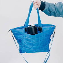Load image into Gallery viewer, Day Dreamer Quilted Tote Bag: Blue
