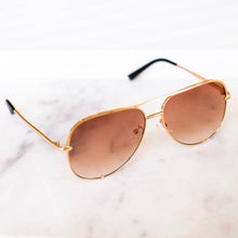 Load image into Gallery viewer, Alexa Aviator Frame Sunglasses: Brown
