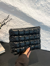 Load image into Gallery viewer, Quilted Plaid Clutch with Zipper
