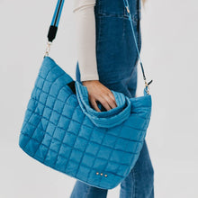 Load image into Gallery viewer, Day Dreamer Quilted Tote Bag: Blue
