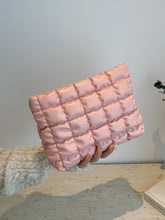 Load image into Gallery viewer, Quilted Plaid Clutch with Zipper
