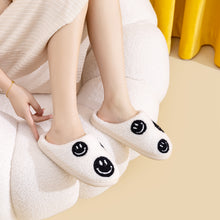 Load image into Gallery viewer, Melody Smiley Face Slippers
