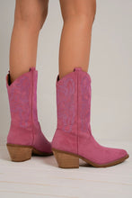 Load image into Gallery viewer, Beast Fashion Rhinestone Detail Point Toe Boots
