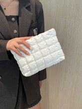 Load image into Gallery viewer, Quilted Plaid Clutch with Zipper
