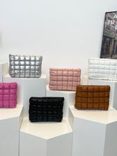 Load image into Gallery viewer, Quilted Plaid Clutch with Zipper
