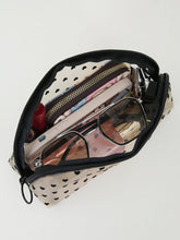 Load image into Gallery viewer, 4- Piece Heart Polyester Storage Bag
