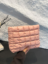 Load image into Gallery viewer, Quilted Plaid Clutch with Zipper
