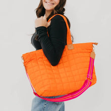 Load image into Gallery viewer, Day Dreamer Quilted Tote Bag: Blue
