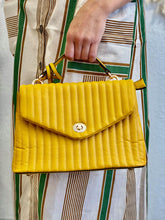Load image into Gallery viewer, Boujie Bee Crossbody Clutch | RA0665
