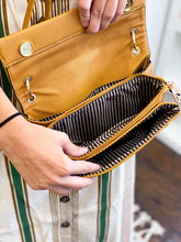 Load image into Gallery viewer, Boujie Bee Crossbody | RA0788
