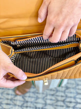 Load image into Gallery viewer, Boujie Bee Crossbody Clutch | RA0665
