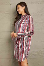 Load image into Gallery viewer, e.Luna Stripe Velvet Dress with Pockets
