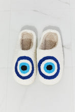 Load image into Gallery viewer, MMShoes Eye Plush Slipper
