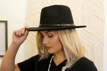 Load image into Gallery viewer, Wool Black Buckle Trim Fedora

